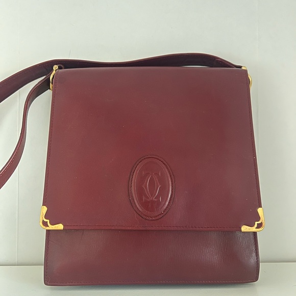 Other - Cartier Bordeaux Must Line Shoulder Bag with adjustable strap
